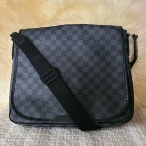 Authentic Louis Vuitton Damier Daniel MM-graphite